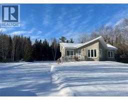 Bath (# pieces 1-6) - 29 Rue De La Source, Nigadoo, NB E8K3V9 Photo 2