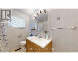 Bedroom 3 - 26 Ramsey Crescent, Hamilton, ON L8S2N2 Photo 5