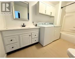 Primary Bedroom - 51 Stanhope Avenue, Warren, ON P0M2N0 Photo 5