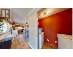 Foyer - 1477 Lakewood Road, Steam Mill, NS B4N3V7 Photo 2