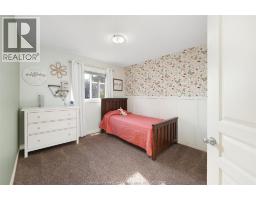 Family room - 109 Goodburn Crt, Essex, ON N8M0A3 Photo 5