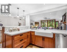 Bedroom - 931 Montgomery Drive, Ancaster, ON L9G3H6 Photo 5