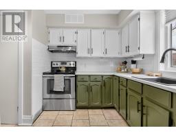 Primary Bedroom - 1009 Third Street E, Cornwall, ON K6H2E9 Photo 5