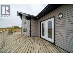 Primary Bedroom - 7304 Township Road 124, Rural Cypress County, AB T1A7E9 Photo 3