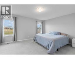 Dining room - 68 Morgan Street, Cochrane, AB T4C2R6 Photo 3