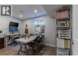 Kitchen - 306 Twinriver Road W, Lethbridge, AB T1J5B9 Photo 3