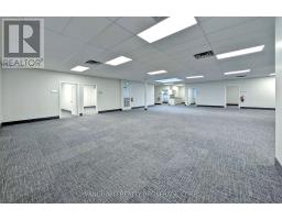 5155 Spectrum Way, Mississauga, ON L4W5A1 Photo 3