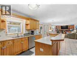 Kitchen - 3148 Wimbledon Bay, Regina, SK S4V2Y6 Photo 4