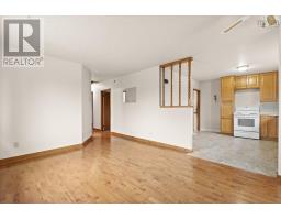 Kitchen - 143 Caledonia Road, Dartmouth, NS B2X1L3 Photo 2