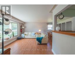 Bedroom 2 - 22 Sunrise Drive, Scugog, ON L0B1B0 Photo 5