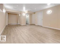 Kitchen - 8723 178 Av Nw Nw, Edmonton, AB T5Z0B8 Photo 3