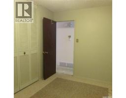 Bedroom - 11 Watts Bay, Regina, SK S4N5G6 Photo 4