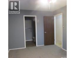 Bedroom - 11 Watts Bay, Regina, SK S4N5G6 Photo 3
