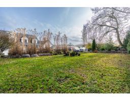 174 176 Street, Surrey, BC V3S9S4 Photo 5