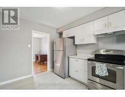 Dining room - 16 Green Meadow Way, Hamilton, ON L9H3Z3 Photo 3