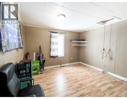 4pc Bathroom - 103 3 Avenue Sw, Falher, AB T0H1M0 Photo 3