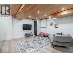 Recreation room - 4310 Concord Avenue, Beamsville, ON L0R1B6 Photo 3