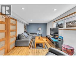 4160 St Catherines Street, Image 2