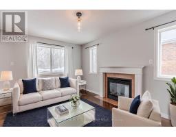 Dining room - 81 Sproule Drive, Barrie, ON L4N0X5 Photo 5