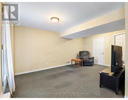 Bathroom - 47 Schroder Crescent, Guelph, ON N1E7B3 Photo 3