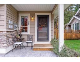 Living room - 28 1175 7th Avenue Hope, Hope, BC V0X1L4 Photo 3