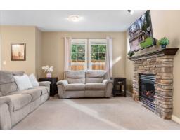 Foyer - 28 1175 7th Avenue Hope, Hope, BC V0X1L4 Photo 5