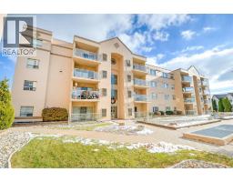 3pc Ensuite bath - 320 Village Grove Drive Unit A 304, Tecumseh, ON N8N4X7 Photo 2