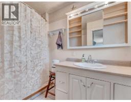 Living room - 6 12006 Range Road 43, Rural Cypress County, AB T1B0K6 Photo 2