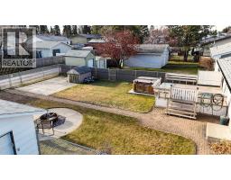 Primary Bedroom - 4323 9 Avenue, Edson, AB T7E1B4 Photo 2