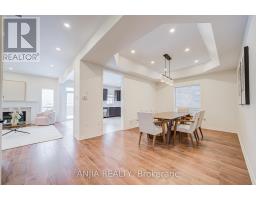 Dining room - 23 Grey Wing Avenue, Georgina, ON L4P0B7 Photo 3