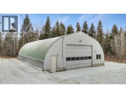 Bedroom - 425016 Range Road 250, Rural Ponoka County, AB T4J1R4 Photo 2