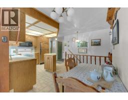Bedroom - 425016 Range Road 250, Rural Ponoka County, AB T4J1R4 Photo 3