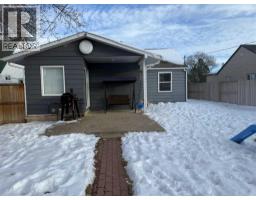 Bedroom - 209 2 Street W, Bow Island, AB T0K0G0 Photo 5