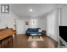 Living room - 1 Whipple Street, Yarmouth, NS B5A1W3 Photo 2