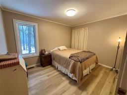 Bedroom - 18 Porcupine Trail, Traverse Bay, MB R0E2A0 Photo 5