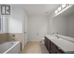 Dining room - 345 Mceachern Lane, Gravenhurst, ON P1P0H8 Photo 5