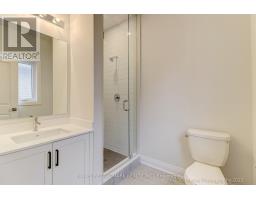 241 Seguin Street, Richmond Hill, ON L4E2Y5 Photo 2