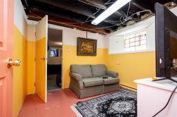 Kitchen - 774 Honeyman Avenue, Winnipeg, MB R3G0X8 Photo 5