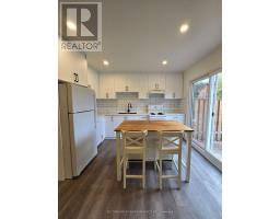 2602 Chisholm Court, Mississauga, ON L5C3H9 Photo 5