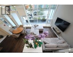 Th 10 20 Bruyeres Mews, Image 2