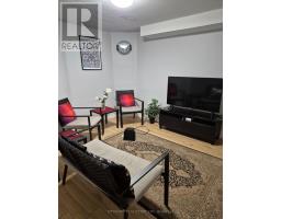 3072 Caulfield Crescent, Mississauga, ON L5M6J7 Photo 2