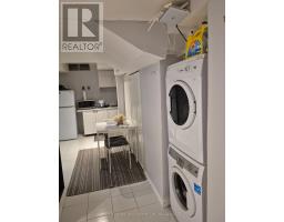 3072 Caulfield Crescent, Mississauga, ON L5M6J7 Photo 4