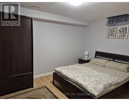 3072 Caulfield Crescent, Mississauga, ON L5M6J7 Photo 5