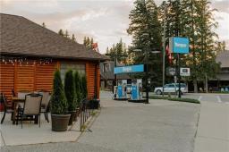 120 Wasagaming Drive, Clear Lake, MB R0J1N0 Photo 5