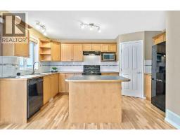 Office - 336 Willowbrook Close Nw, Airdrie, AB T4B2S5 Photo 5