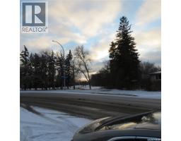 Kitchen - 2767 Winnipeg Street, Regina, SK S4P1J1 Photo 2