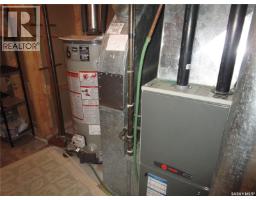 Bedroom - 1003 1st Street W, Assiniboia, SK S0H0B0 Photo 4