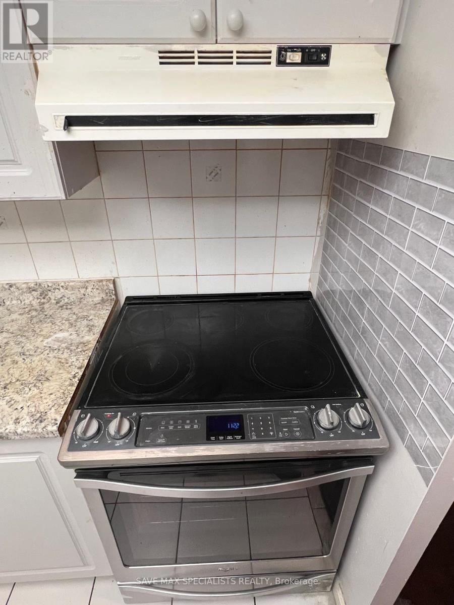 1214 135 Hillcrest Avenue