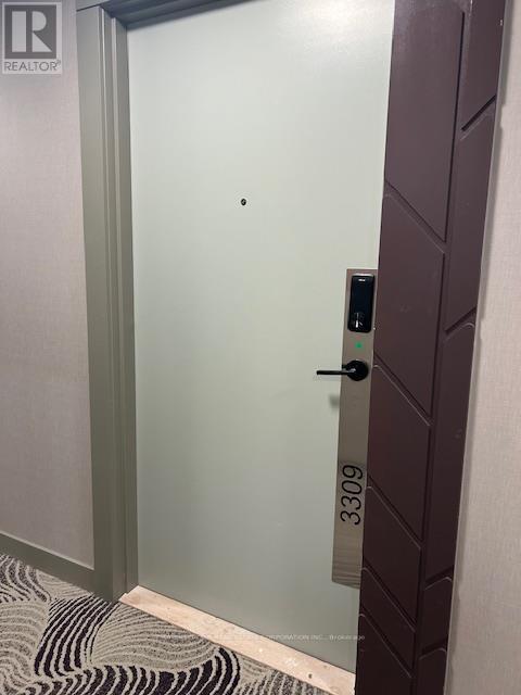 3309 5105 Hurontario Street N