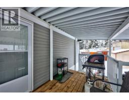 Den - 633 Barriere Lakes Road, Barriere, BC V0E1E1 Photo 4